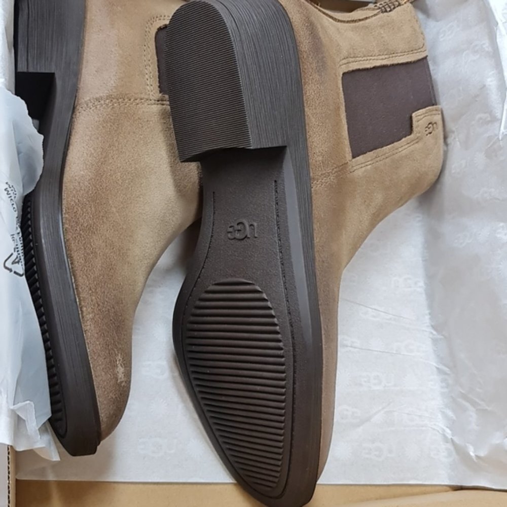 UGG Emmeth Women's Chelsea Boot - Picture 4 of 4